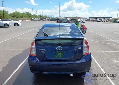 2015 Toyota Prius Five/Four/Persona Series Special Edition/Three/Two из США, поврежденный, VIN JTDKN3DU3F0400216